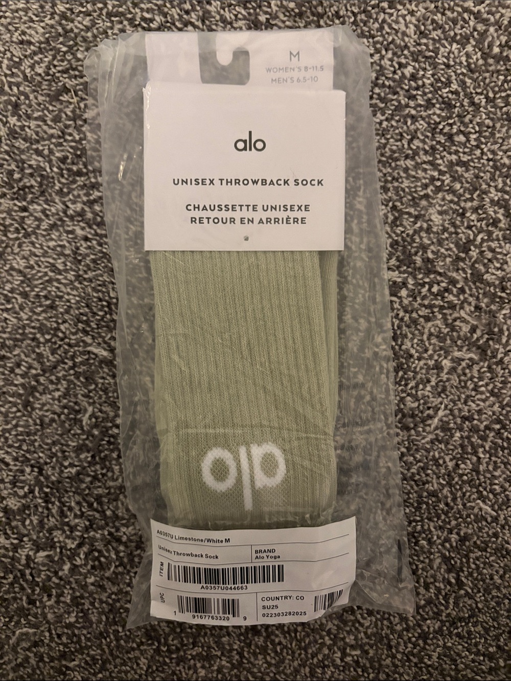 ALO Yoga Unisex Throwback Socks